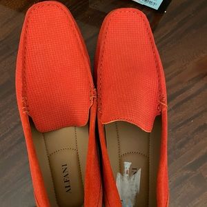 Men’s size 11M, Orange leather driving shoes in excellent condition by AlFANI